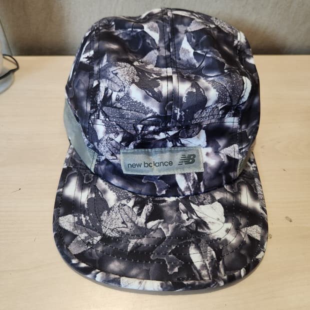 뉴발란스 패턴 캡모자 FREE / 스트릿 감성 필수템 🧢