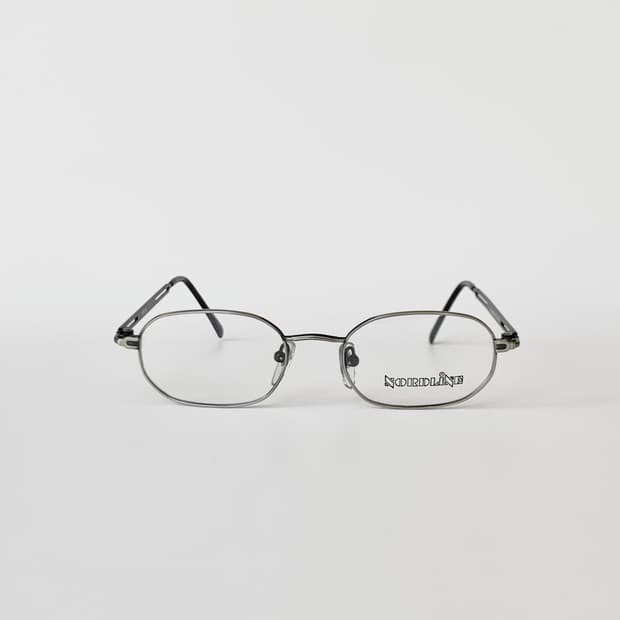 [픽키-582] 실버 건메탈 오벌 안경테 경량 남녀공용 클래식 프레임