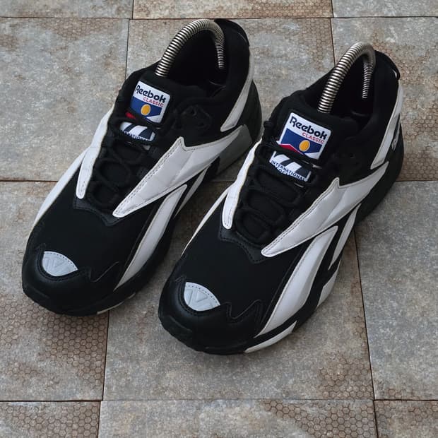 (255)리복 인터벌 96 블랙 화이트