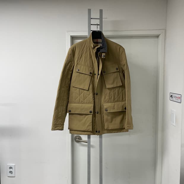 버버리 헌팅 자켓 베이지 M