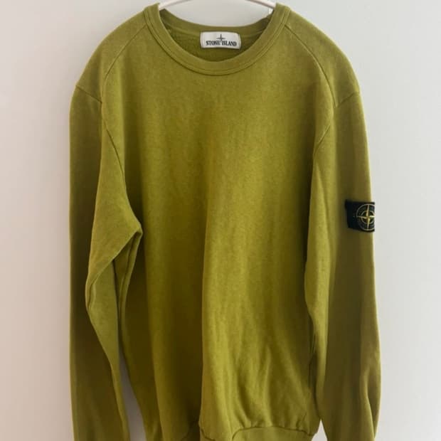 [M]스톤아일랜드 크루넥 올리브 맨투맨