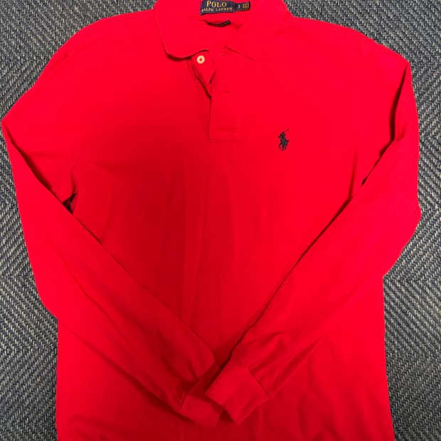 폴로 레드 