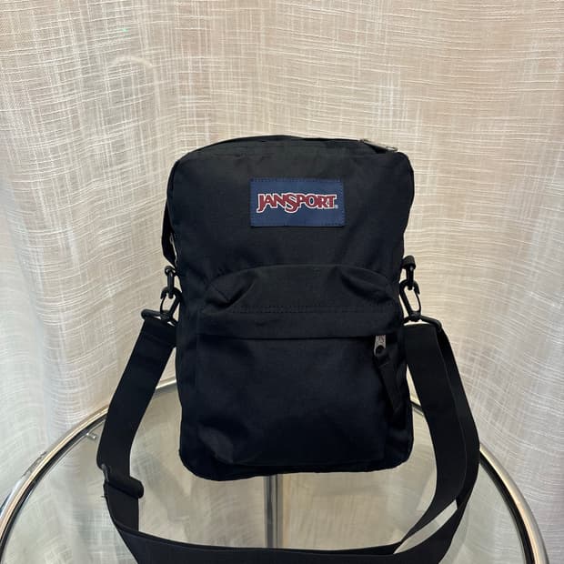 정품 잔스포츠 크로스바디 숄더백    