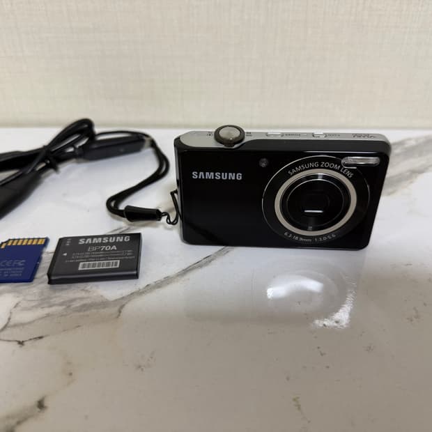 삼성 VLUU PL100 듀얼셀카 빈티지 한효주디카