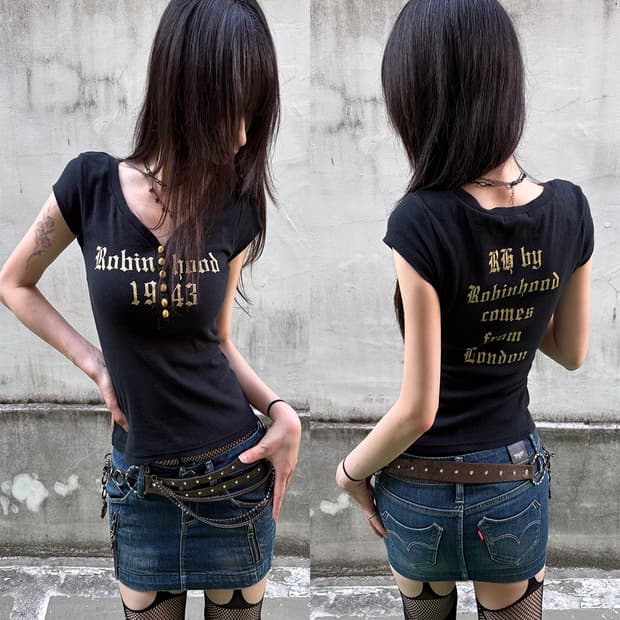 00's Punk gold lettering Tee