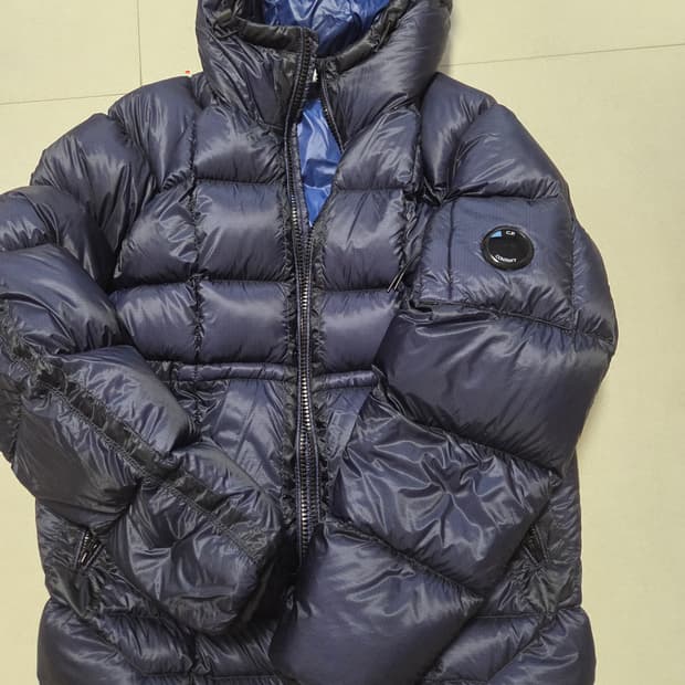 Cp컴퍼니 디디쉘 48사이즈(100)