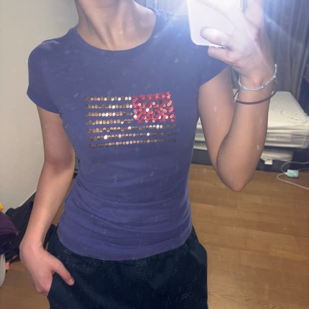 타미힐피거 슬림핏 반팔티 성조기