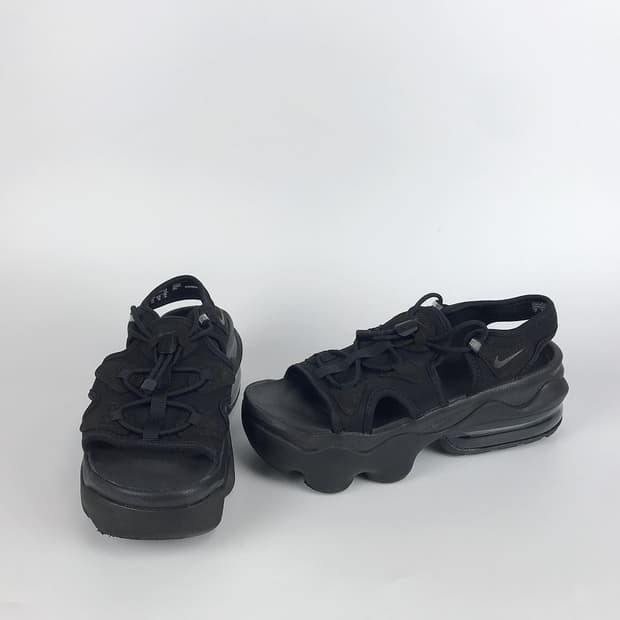 나이키 NIKE 에어맥스 코코 샌들 여성240