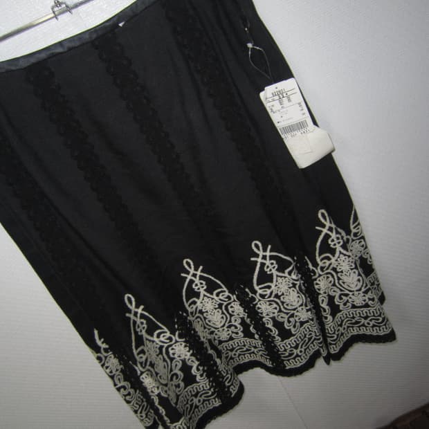 jpn oriental midi black skirt