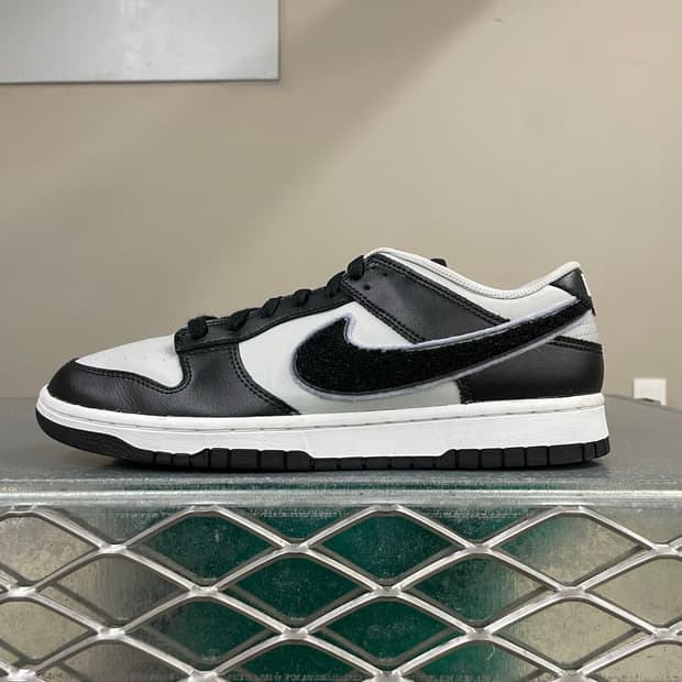 나이키 덩크 로우 셰닐 스우시 블랙 그레이 280