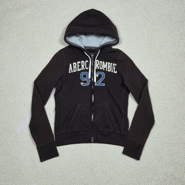 [아베크롬비] 빈티지 아플리케 92 로고 후드 집업 | A00166