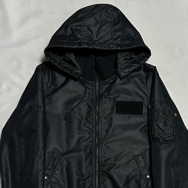 M 알파인더스트리 MA-1 후드 항공점퍼