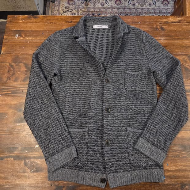 시리즈 테일러드 카디건