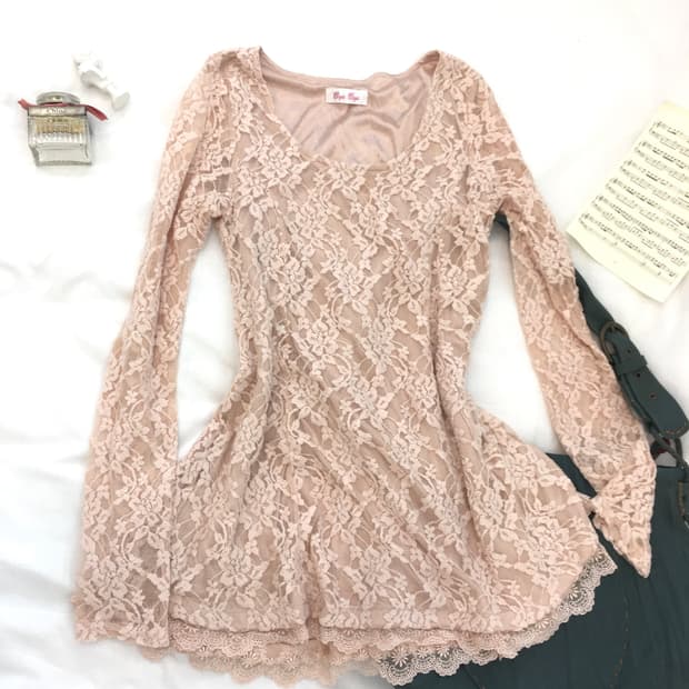 jpn vintage pink lace blouse