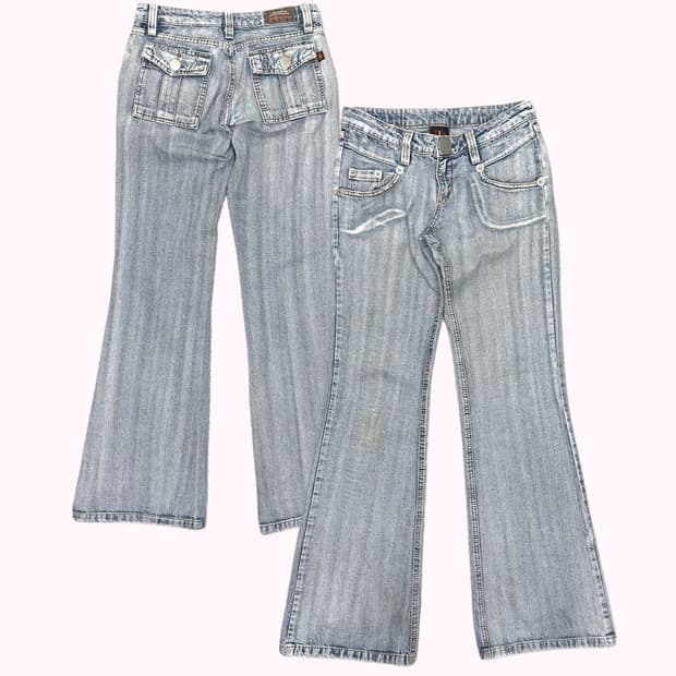 white washing low-rise flare jean
