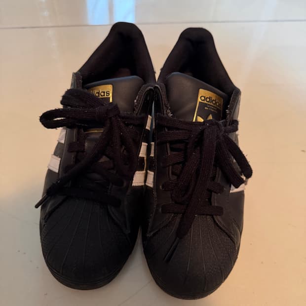 아디다스 슈퍼스타 코어블랙 화이트 