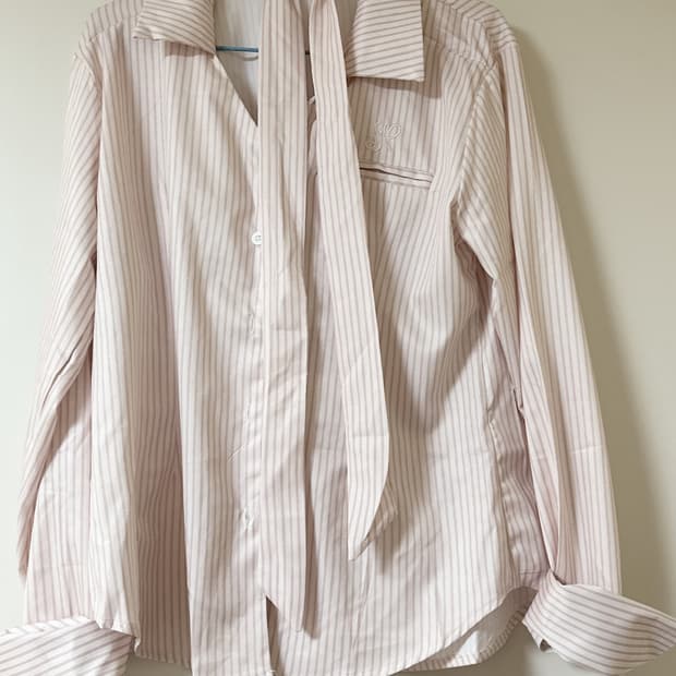 [새상품] 뽀용 스윗 프레피 셔츠