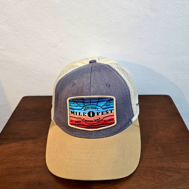 빈티지 트러커 캡 (Vintage Trucker Cap)