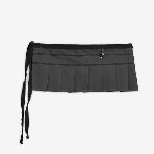 허그유어스킨 플리츠 스커트 벨트 차콜