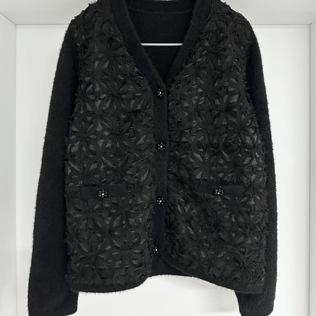 [다니엘에스떼] 여성 블랙 아플리케 가디건