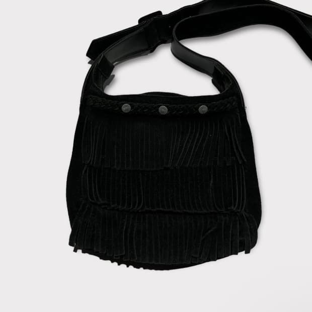 미네통카 프린지 크로스백-블랙