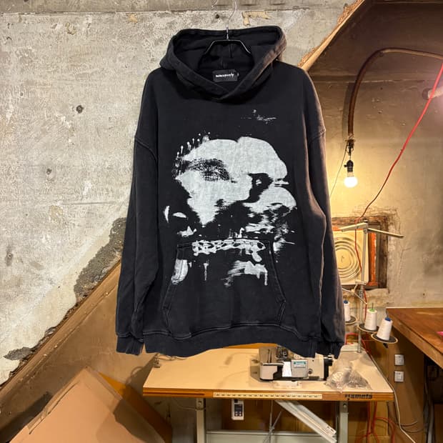 Nine path 블랙 후드티