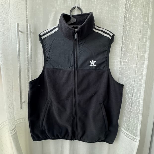 아디다스 삼선 후리스 집업 조끼 L 귀여워요