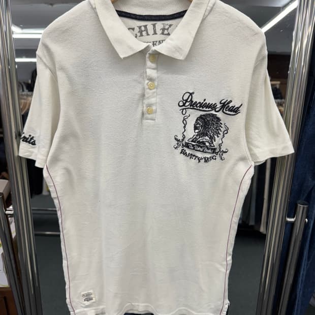 R.CHIEFS 빈티지 자수 카라티
