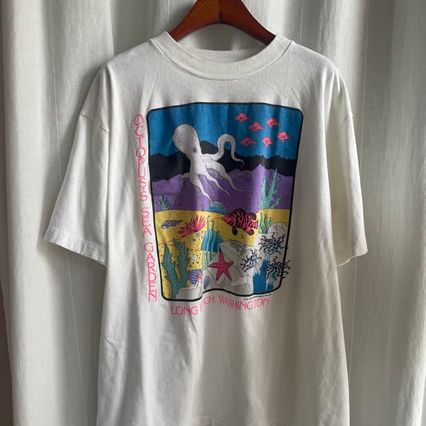 90’s ONEITA Octopus’s Villa Garden T-Shi