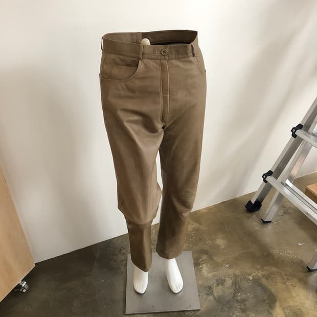 레더 팬츠