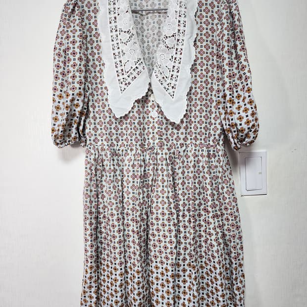 마쥬 기퓌르 레이스 트림 프린팅 린넨 미니 원피스