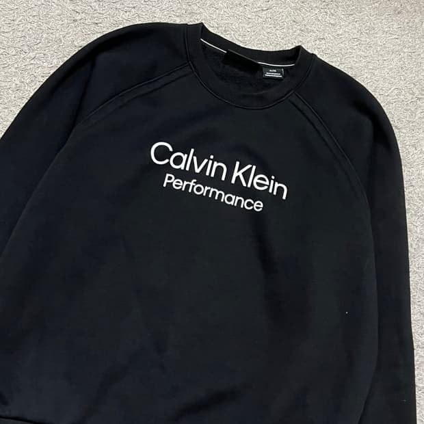 [100] 캘빈클라인 맨투맨