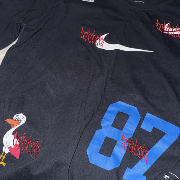 나이키X헤론프레스톤 롱슬리브 티셔츠 (창모 킬링벌스 옷) 판매합니다