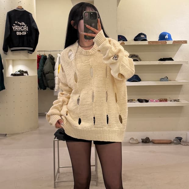 더오픈프로덕트 디스트로이드 컷아웃 니트 U976