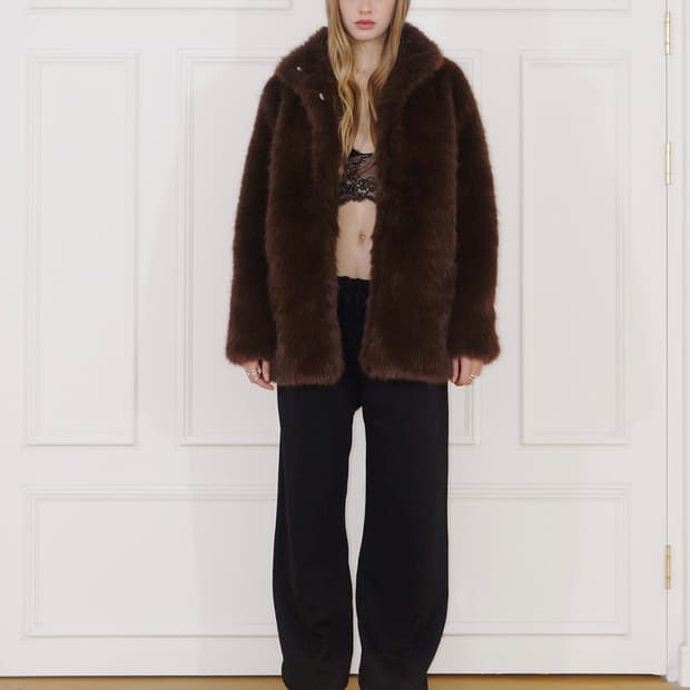 투머치택스 퍼 코트