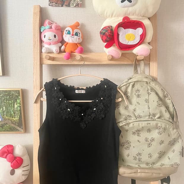 모리걸 빈티지 엑시즈팜 블랙 슬리브리스🖤🤍🌸