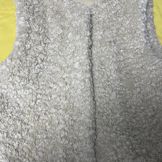 오버핏 털 조끼 