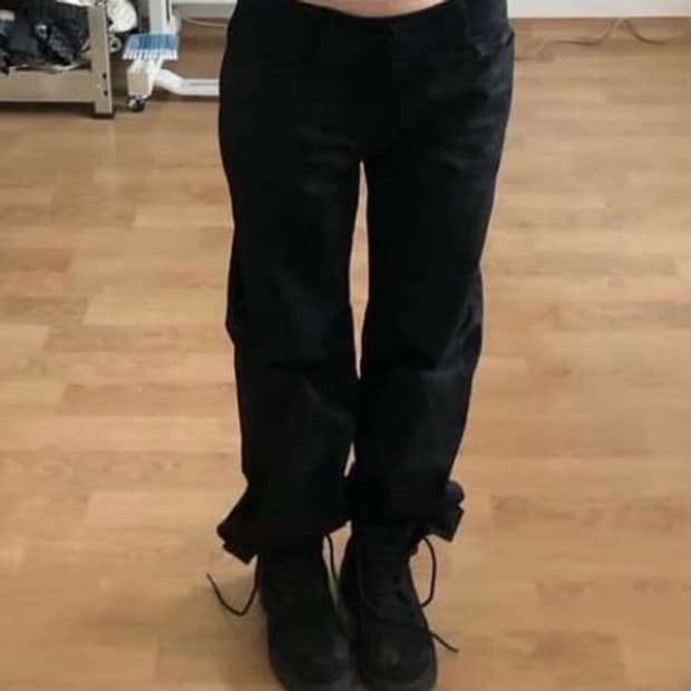 교환 허리줄인 기명 스웨이드 팬츠 semi wide pants