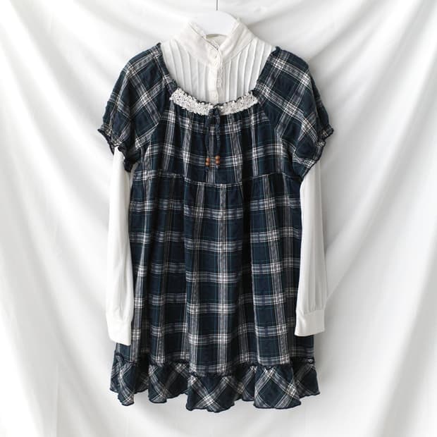 lace shirt + check half blouse (set) 