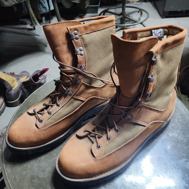 대너 8인치 헌팅 부츠