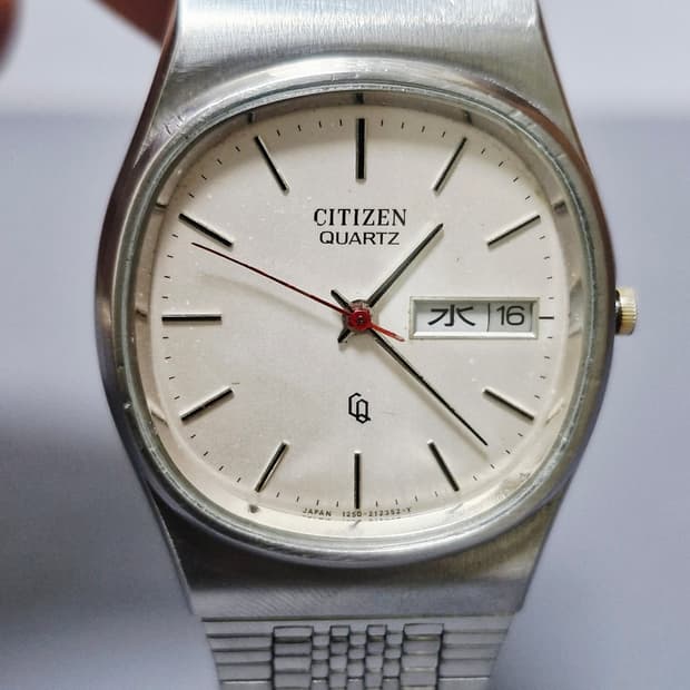 시티즌 빈티지 쿼츠 시계