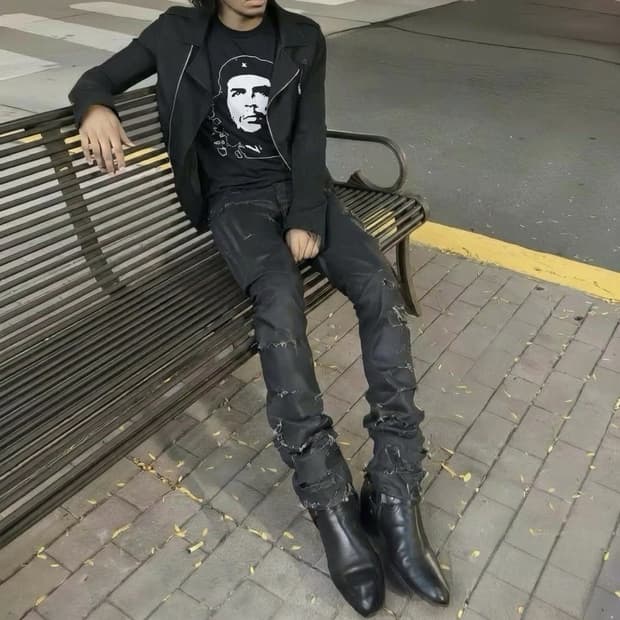 일본 바디메이커 사의 체게바라 페이스 프린트 반팔티