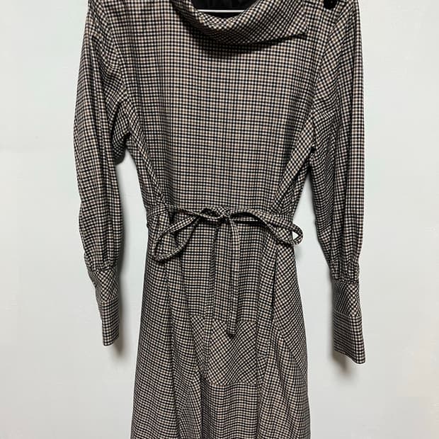 발렌시아(VALENCIA) 체크 원피스