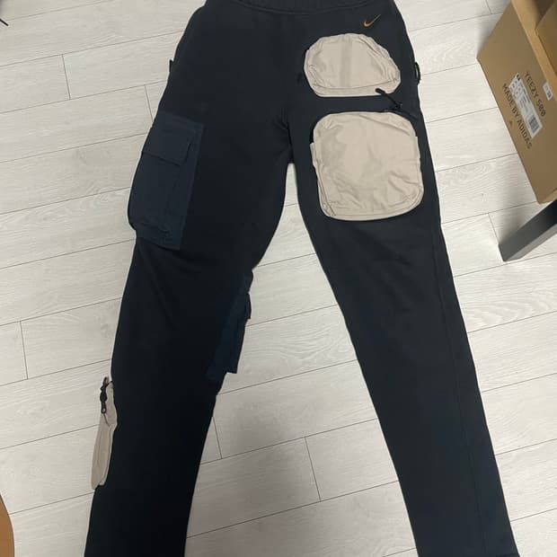 나이키x트래비스 스캇 nrg ag 유틸리티 스웨트 팬츠 