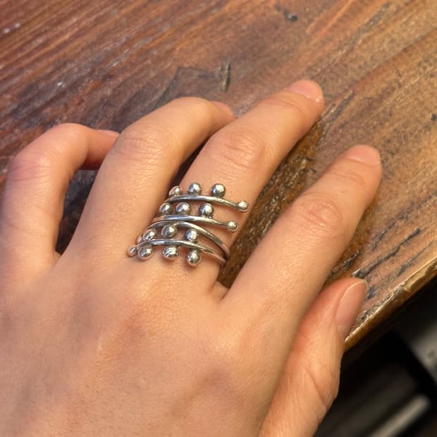 Dot Orbit Karen Silver Ring