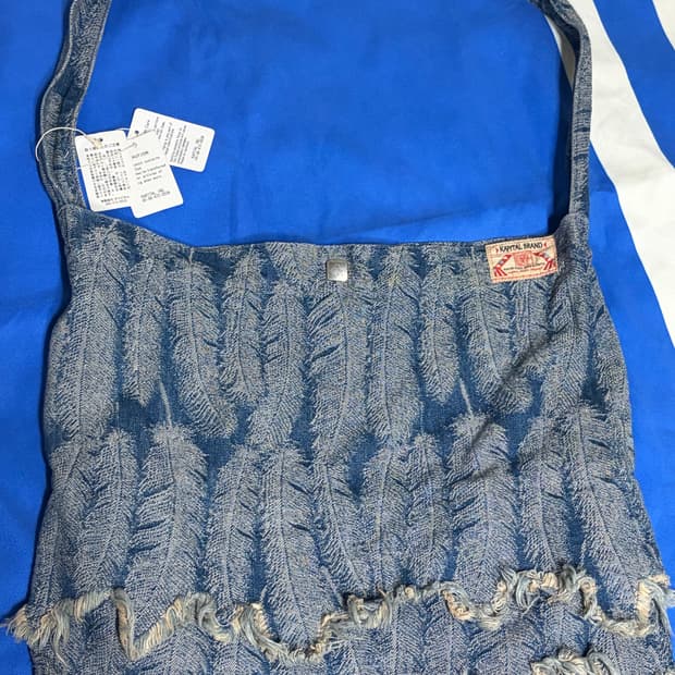 캐피탈 페더 북백 라이트인디고