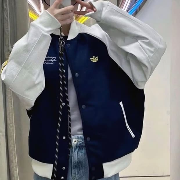 아디다스 오리지널 바시티 자켓 (IS2926)