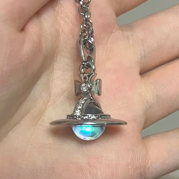 오로라 orb 비비안웨스트우드 목걸이