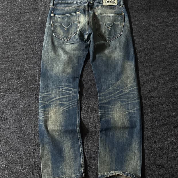Levi’s 601 Straight 녹워싱 데미지 팬츠 (W30 L34)