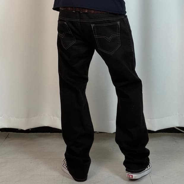 a601) 33 디젤Diesel 스트레이트 블랙진